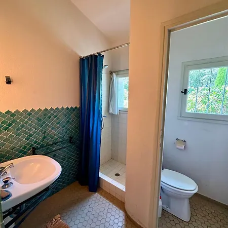 Provencale Golfe De Beauvallon