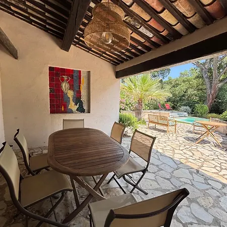 Provencale Golfe De Beauvallon *