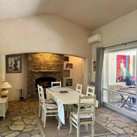 Provencale Golfe De Beauvallon *