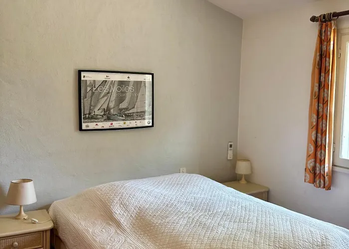 Provencale Golfe De Beauvallon فيلة